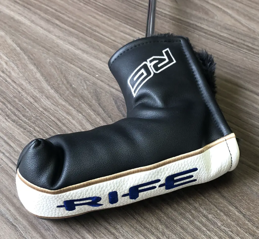 COUVRE PUTTER RG1 .webp