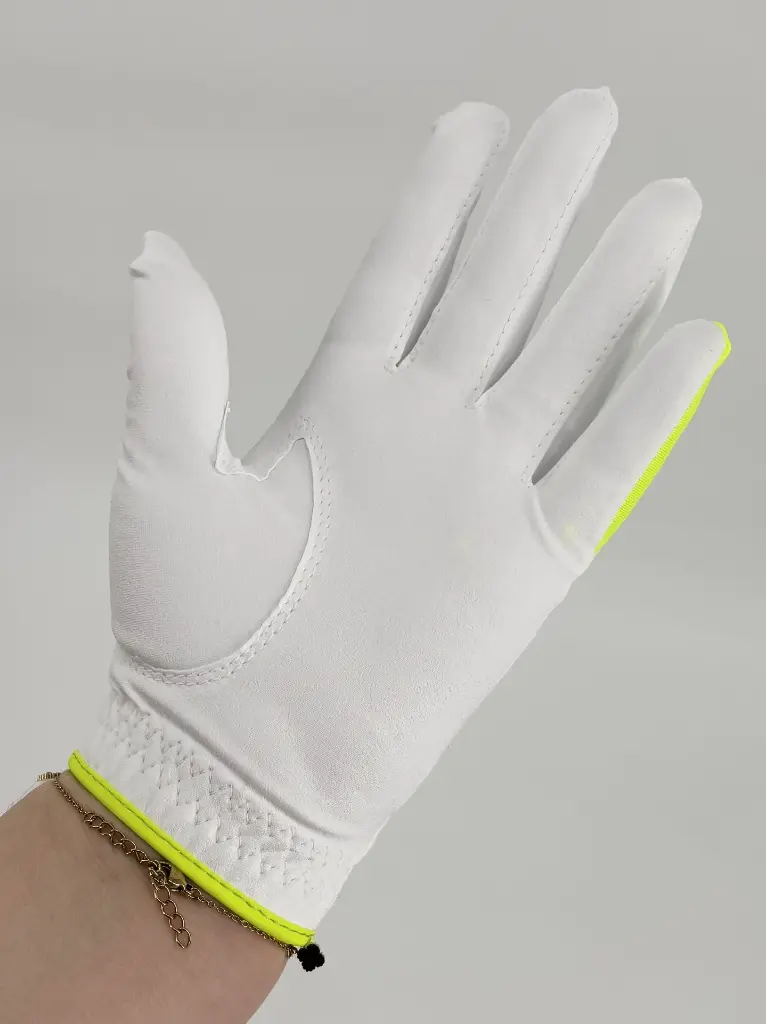 gant synthétique vert citron 4.webp